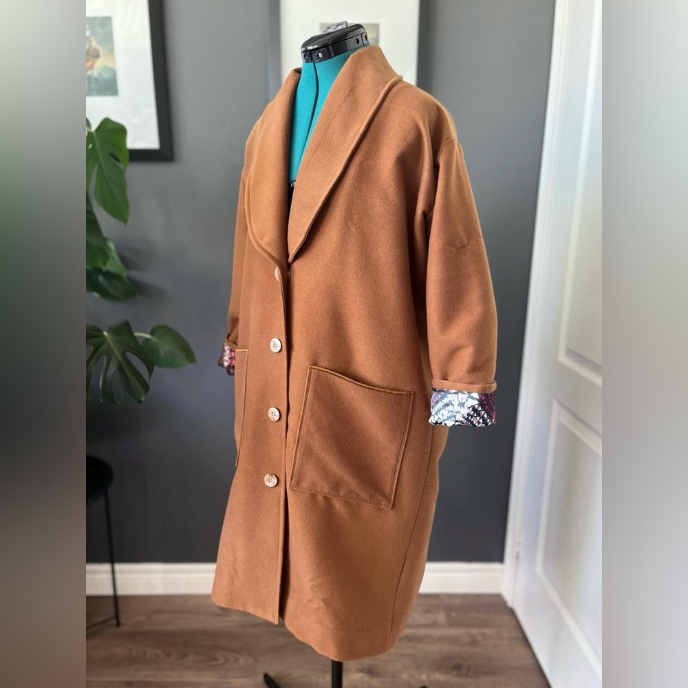 Embroidered coat, crafted from upcycled blanket, fully lined, ladies' size XS-S - Picture 5 of 11